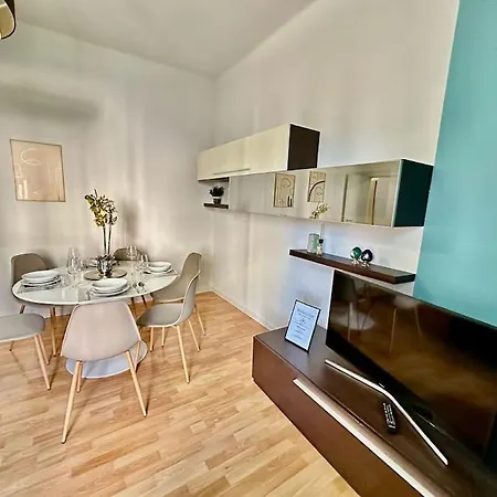 Near Orio Bgy Malpensata House דירה *